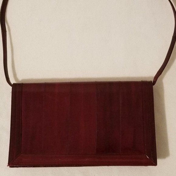 Eel Skin Burgundy Clutch Purse Suede Leather Lining and Snap-on Shoulder Strap - Picture 2 of 12